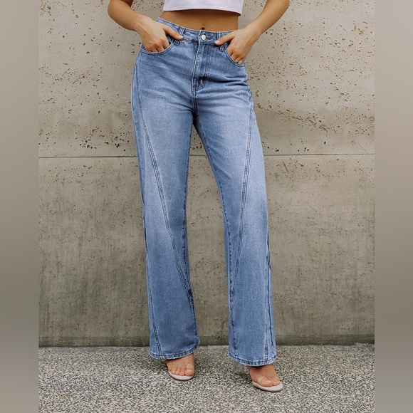 Commense Vintage High Waisted Straight Leg Jeans with Seam Details - Picture 3 of 11